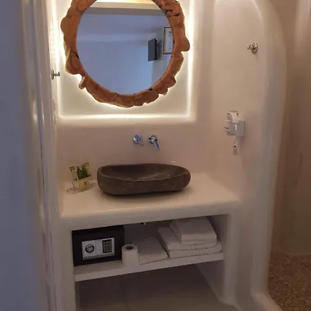 Elina And Agios Stefanos (Mykonos)