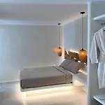 Elina Suites&more Affittacamere 4*