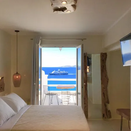 Elina And 아기오스 스테파노스