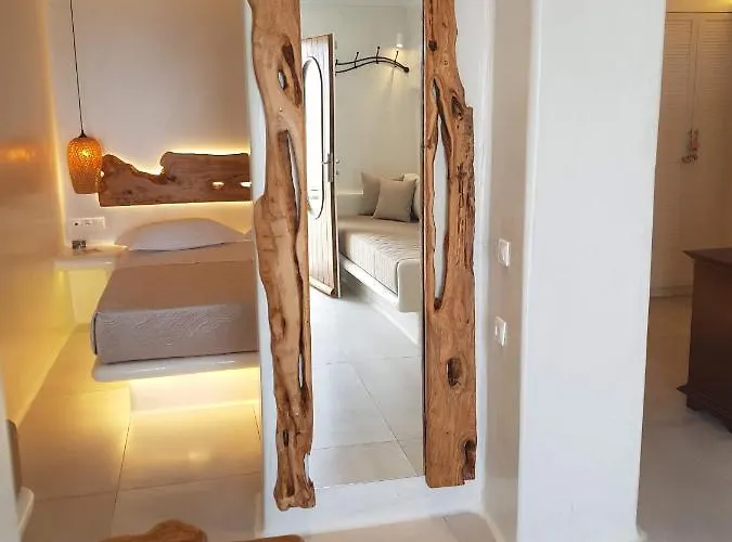 Elina And Agios Stefanos Avliotes