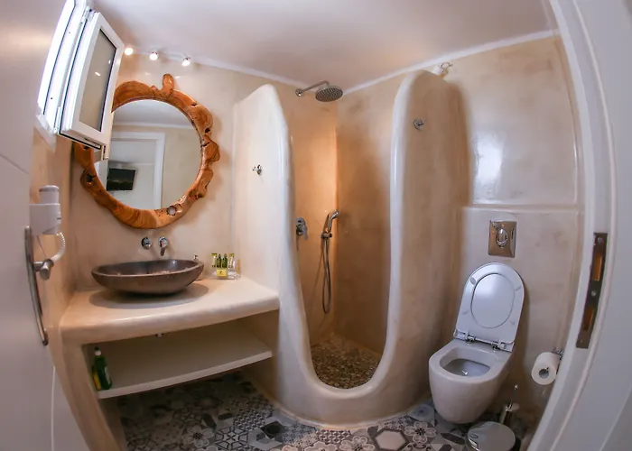 Elina And Pensjonat Agios Stefanos Avliotes