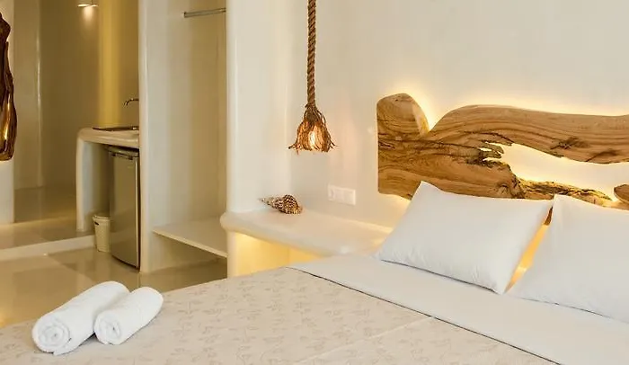 Elina And Pensjonat Agios Stefanos Avliotes